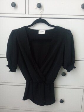 Everly Black Puff Sleeve Blouse